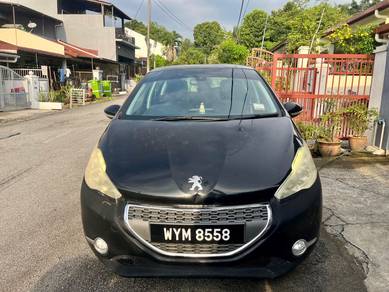 Peugeot 208 VTi ALLURE in Old Klang Road, KUL