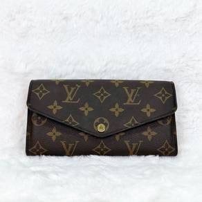 LV Monogram Canvas Sarah Long wallet