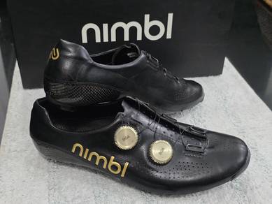 Description

NimbI ULTIMATE BLACK