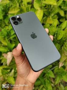 Membeli handphone baru dan terpakai dengan segera