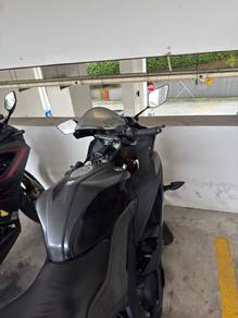 Yamaha R15