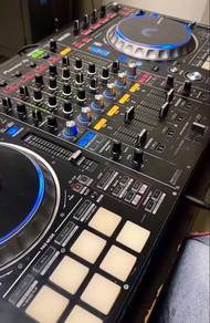 Pioneer DJ DDJ-SZ2 Professional DJ Controller