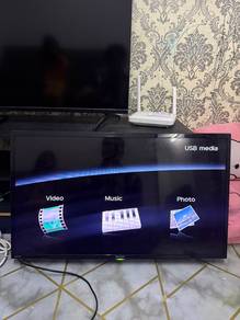 Sharp 32” TV Led