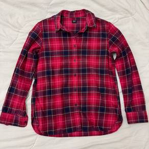 Women Uniqlo Flannel Red Checked Shirt Long Sleeve
