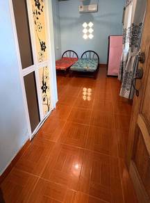 Room in Baung, KTN