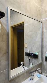 Big Mirror