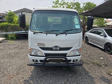 Hino XZU600J Kargo 1Ton 2017