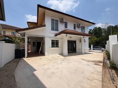 Semi-Detached House For Rent in Kajang,SGR