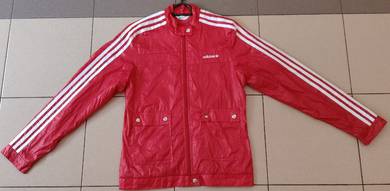 Adidas puffer jacket pit 19