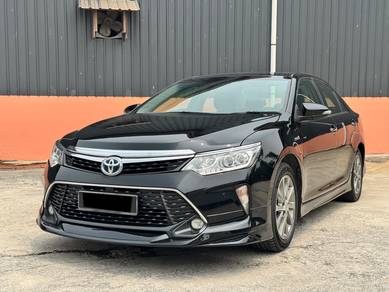 Toyota Camry HYBRID LUXURY in Cheras, KUL