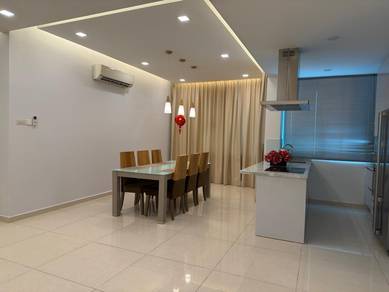 Condominium For Rent in Bay 21