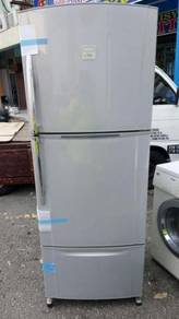Fridge 3 Doors Toshiba Freezer Pintu Refrigerator