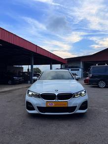 BMW 330i 30i M SPORT in Johor Bahru, JHR