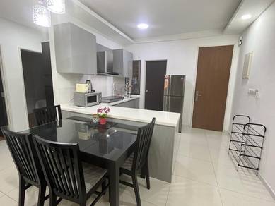 Condominium For Sale in Tri Pinnacle