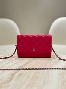 Chanel Classic Wallet on Chain