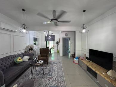 Townhouse For Sale in Puchong,SGR