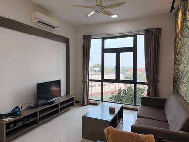Service Residence For Rent in Crescent Bay Suites