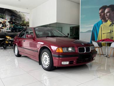 BMW 318i 18i in Kota Damansara, SGR