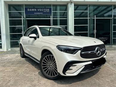 Mercedes Benz GLC300 300 4MATIC AMG LINE in Glenmarie, SGR