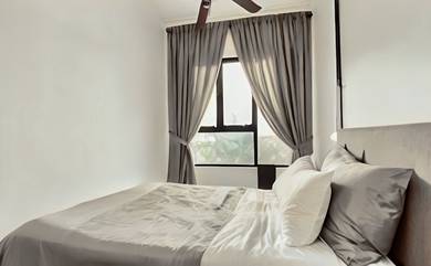 Room in Seri Kembangan, SGR