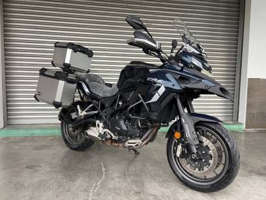 Benelli TRK 502 LE
