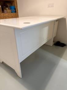 White Office Desk