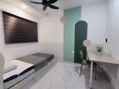Room in Batu Kawan, PNG