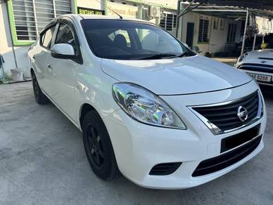Nissan Almera E in Jelutong, PNG