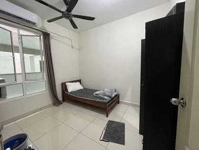 Room in Butterworth, PNG