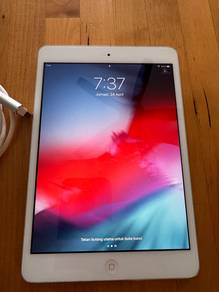 Apple iPad Mini 2 Model A1489 16GB