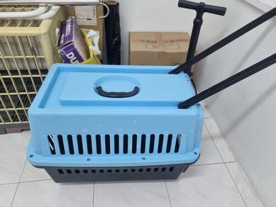 Pet airline carrier with wheels, portable rolling 
