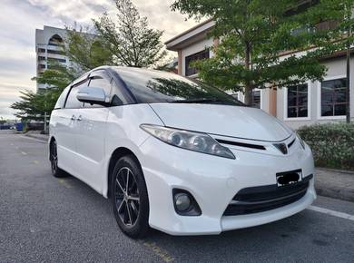 Toyota Estima AERAS in Butterworth, PNG