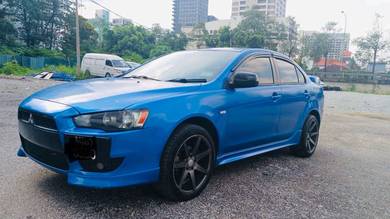 Mitsubishi Lancer in Jalan Sultan Ismail, KUL
