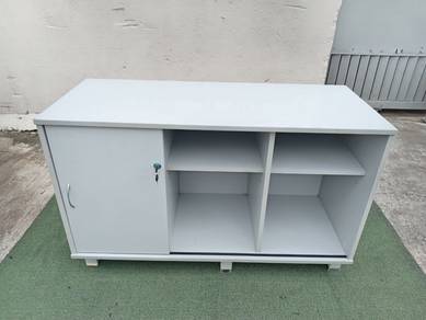 B573   Almari Rendah L.4' Low Cabinet Light Grey