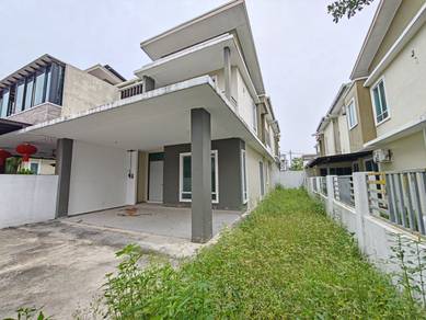 Semi-Detached House For Sale in Ipoh,PRK