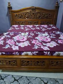 Katil Kayu Jati
