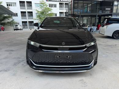 Toyota Crown CROSSOVER RS ADVANCED in Cheras, KUL