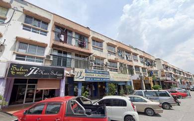 Apartment For Sale in Vista Shop Apartment (Damansara Damai)