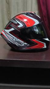 Shoei X-spirit III Assail 