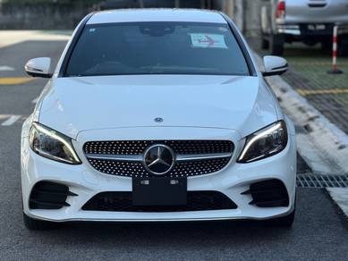 Mercedes Benz C200 AMG 200 AMG LINE in Cheras, KUL