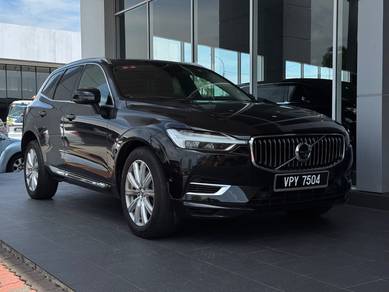2018 Volvo XC60 T8 INSCRIPTION