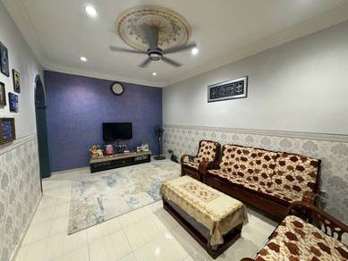 1-storey Terraced House For Sale in Ayer Molek,MLK