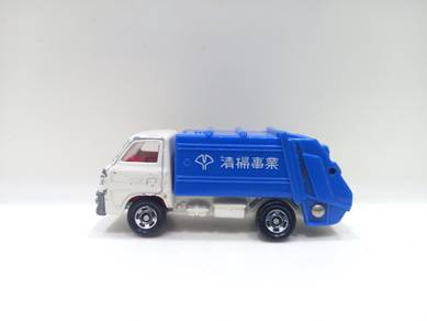 Tomica No. 47 Mitsubishi Canter Refuse (Garbage)