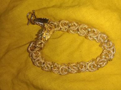 gelang naga 
