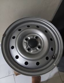 Rim Tayar Kereta Kancil