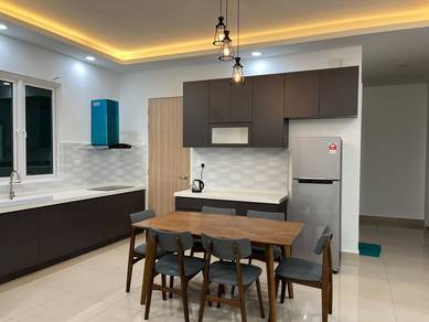 Condominium For Rent in Quay West Residence