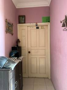 Condominium For Rent in Greenview Residence