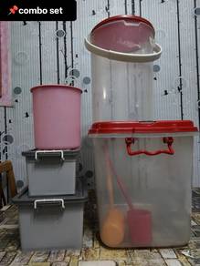 Rice container/Tupperwares