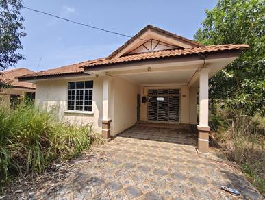 Bungalow House For Auction in Kuala Nerus,TRG