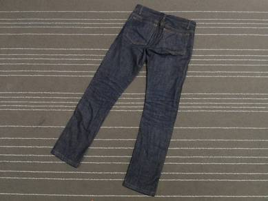 A. P. C JAPAN woman skinny denim w29